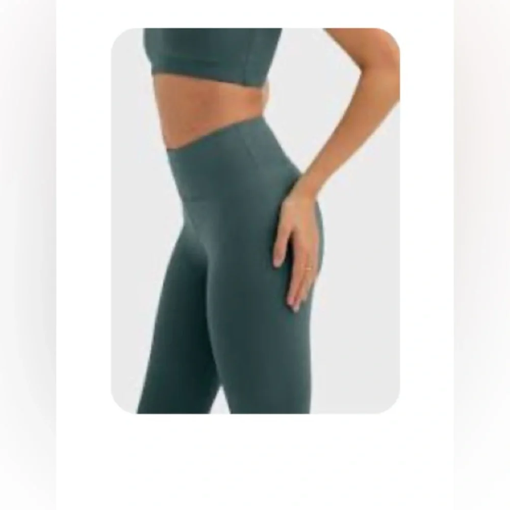 MATE The Label Organic Stretch Midi Legging - Picture 4 of 12